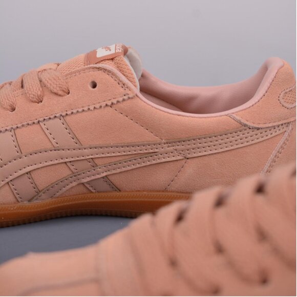 NWT Onitsuka Tiger Tokuten Diamond Red Sneakers - Picture 8 of 9